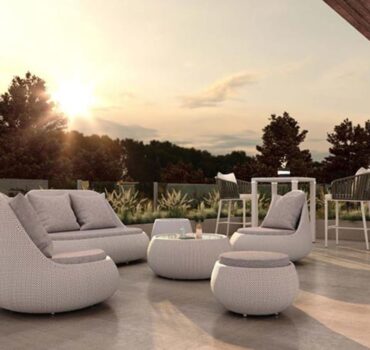 How to Create an Oasis with Luxury Outdoor Furniture in Your Dubai Home